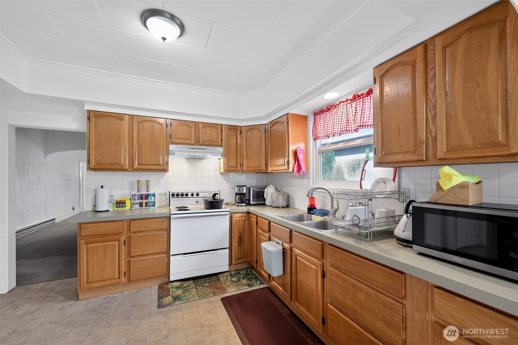 1019 Duryea Street Property Photo 9