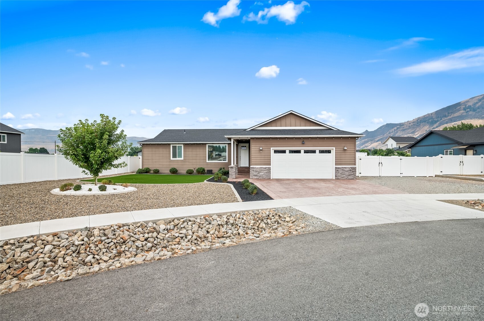 57 Margaux Loop Property Photo 1