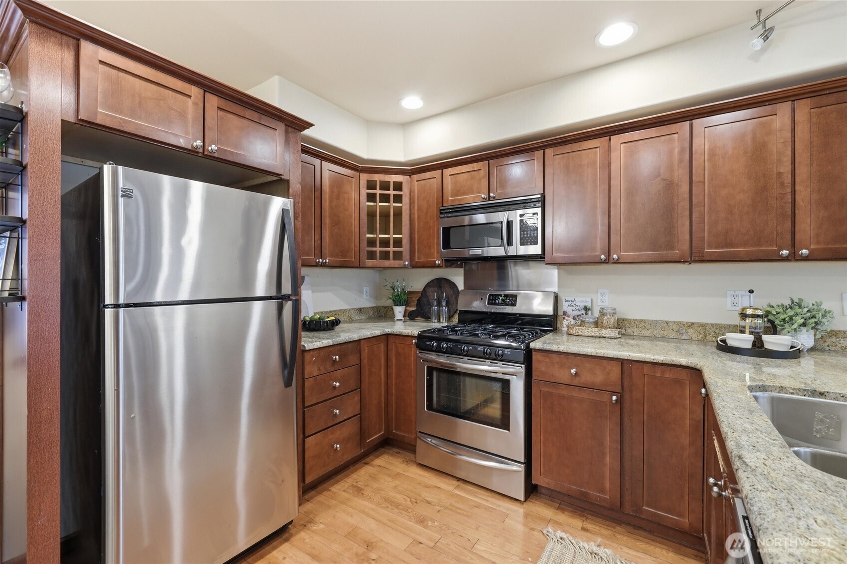 6825 Weedin Place A Property Photo 8