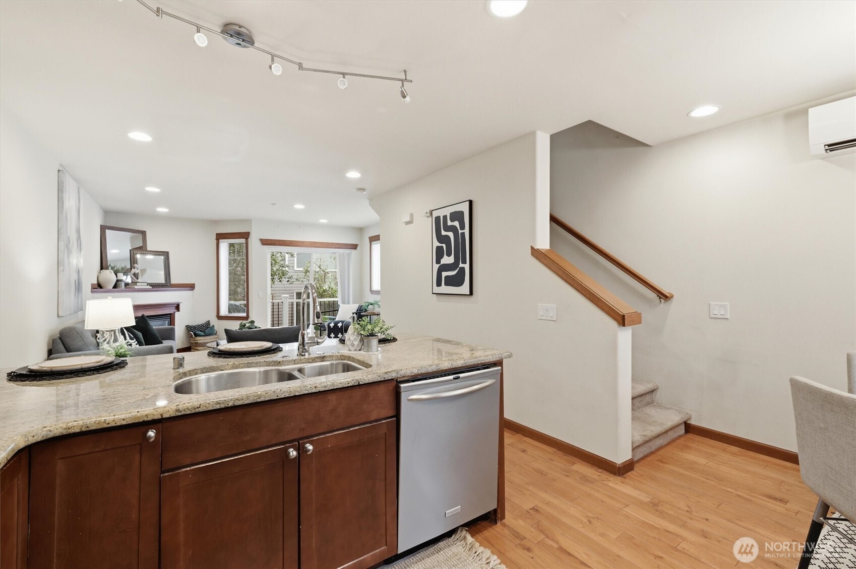6825 Weedin Place A Property Photo 10