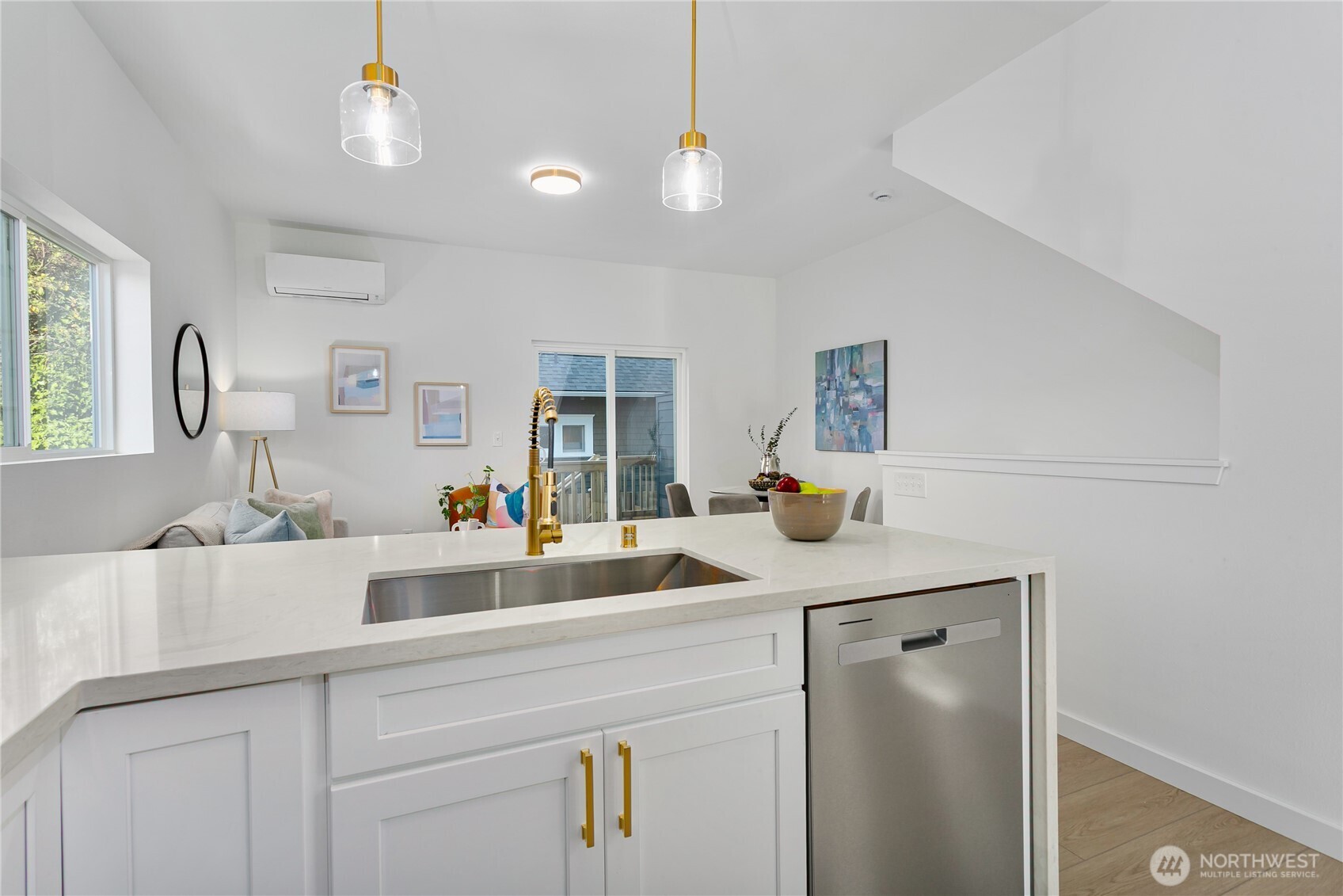 2216 N Proctor Street B Property Photo 14