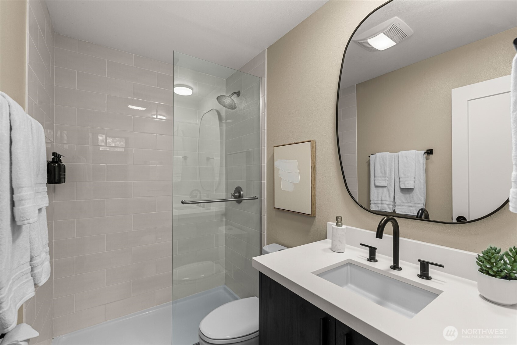 10460 Fox Road Property Photo 16