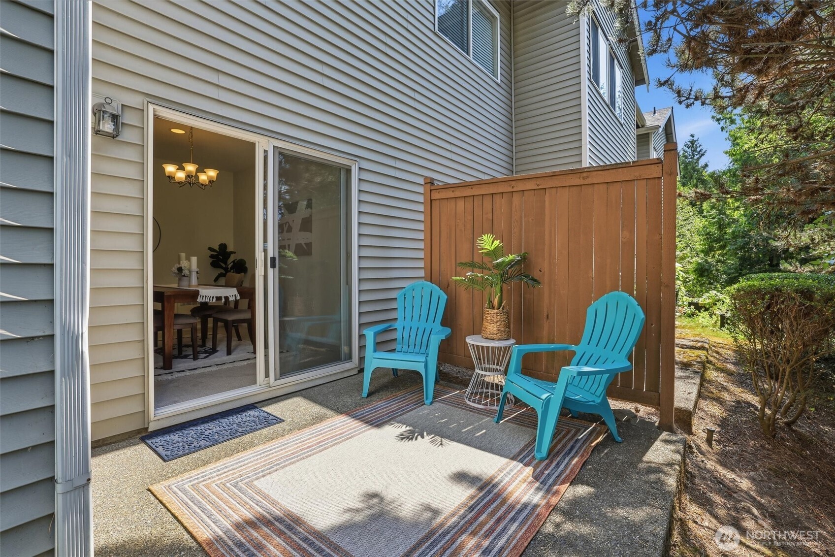 5001 Davis Place E Property Photo 10