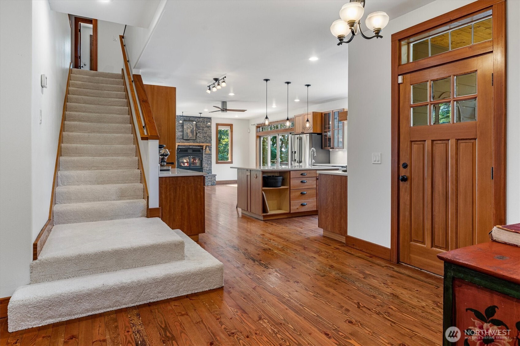 18409 N High Rock Road Property Photo 4