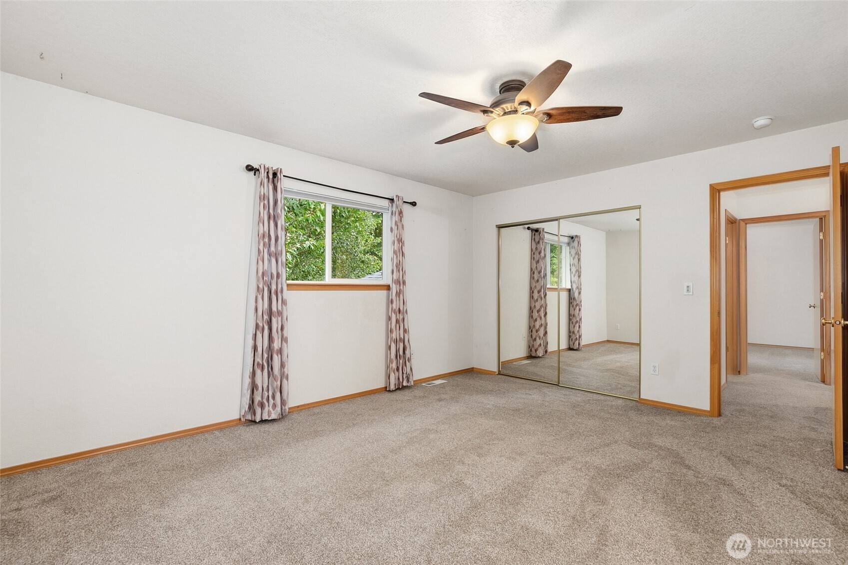 298 Se Winchester Hill Drive Property Photo 21