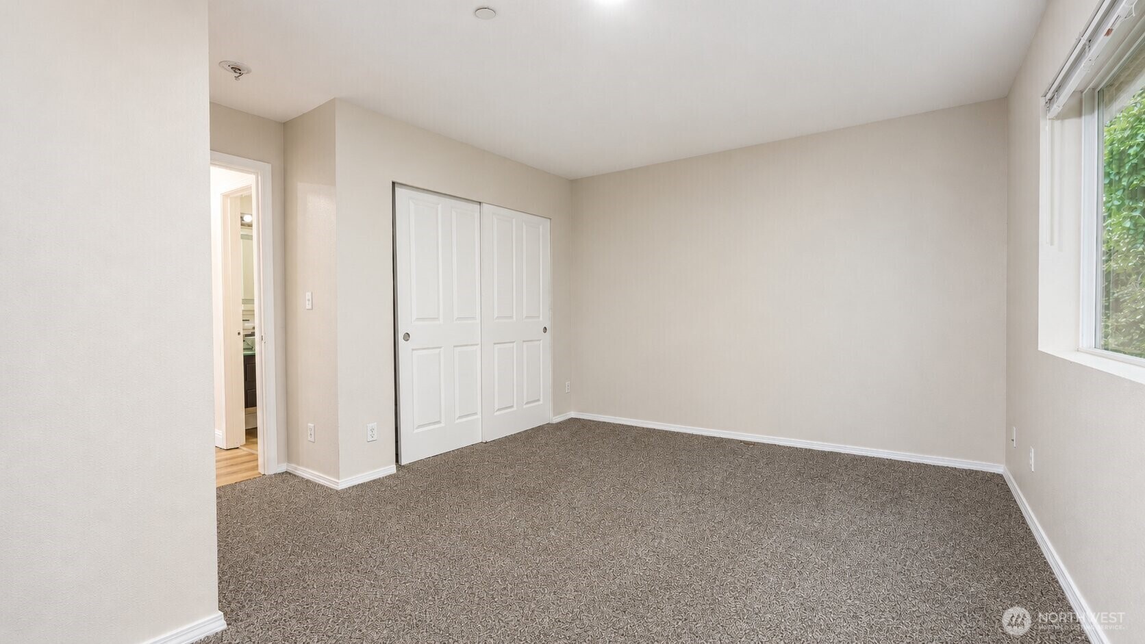 13367 Ambaum Boulevard Property Photo 20