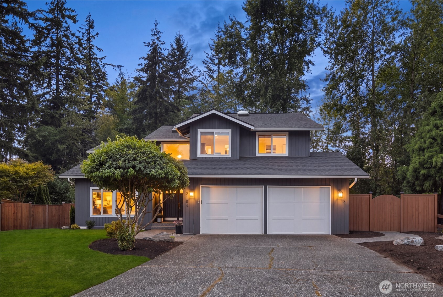 2104 139th Place Property Photo 1