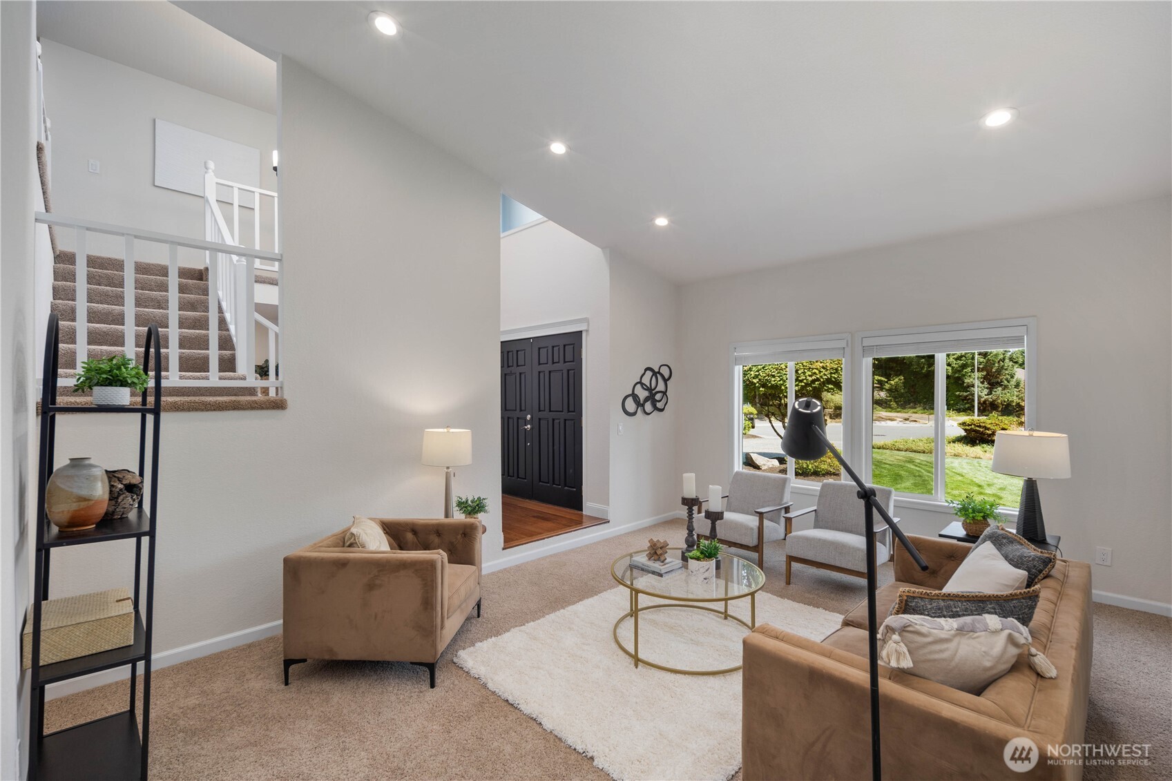 2104 139th Place Property Photo 6