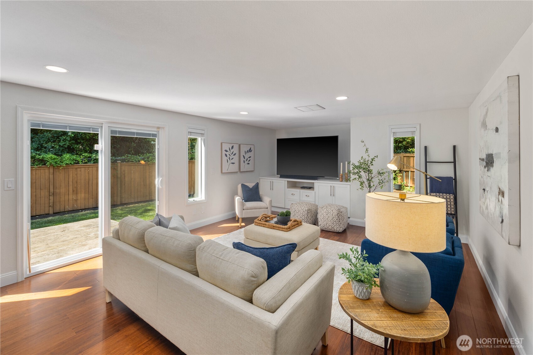 2104 139th Place Property Photo 8