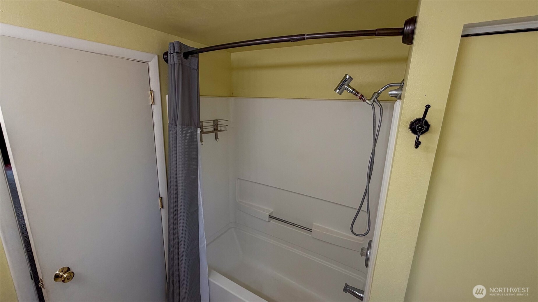 1123 Central Avenue Property Photo 20