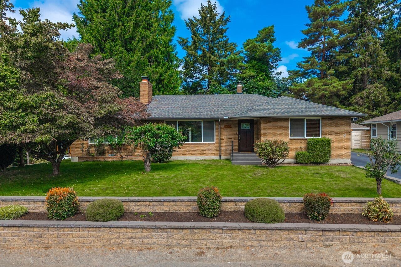 10419 16th Street Property Photo 1