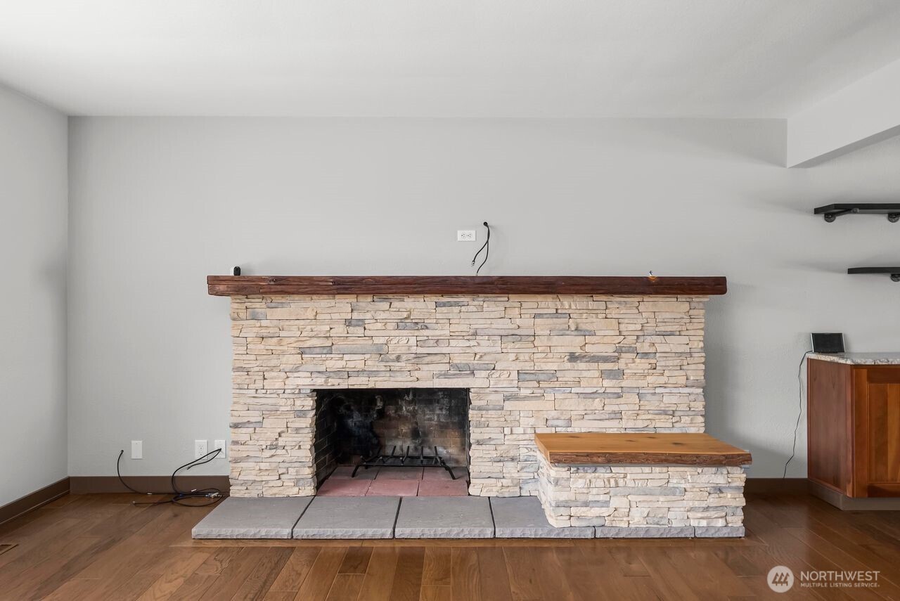 10419 16th Street Property Photo 7