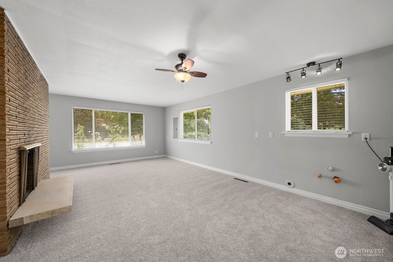 10419 16th Street Property Photo 23