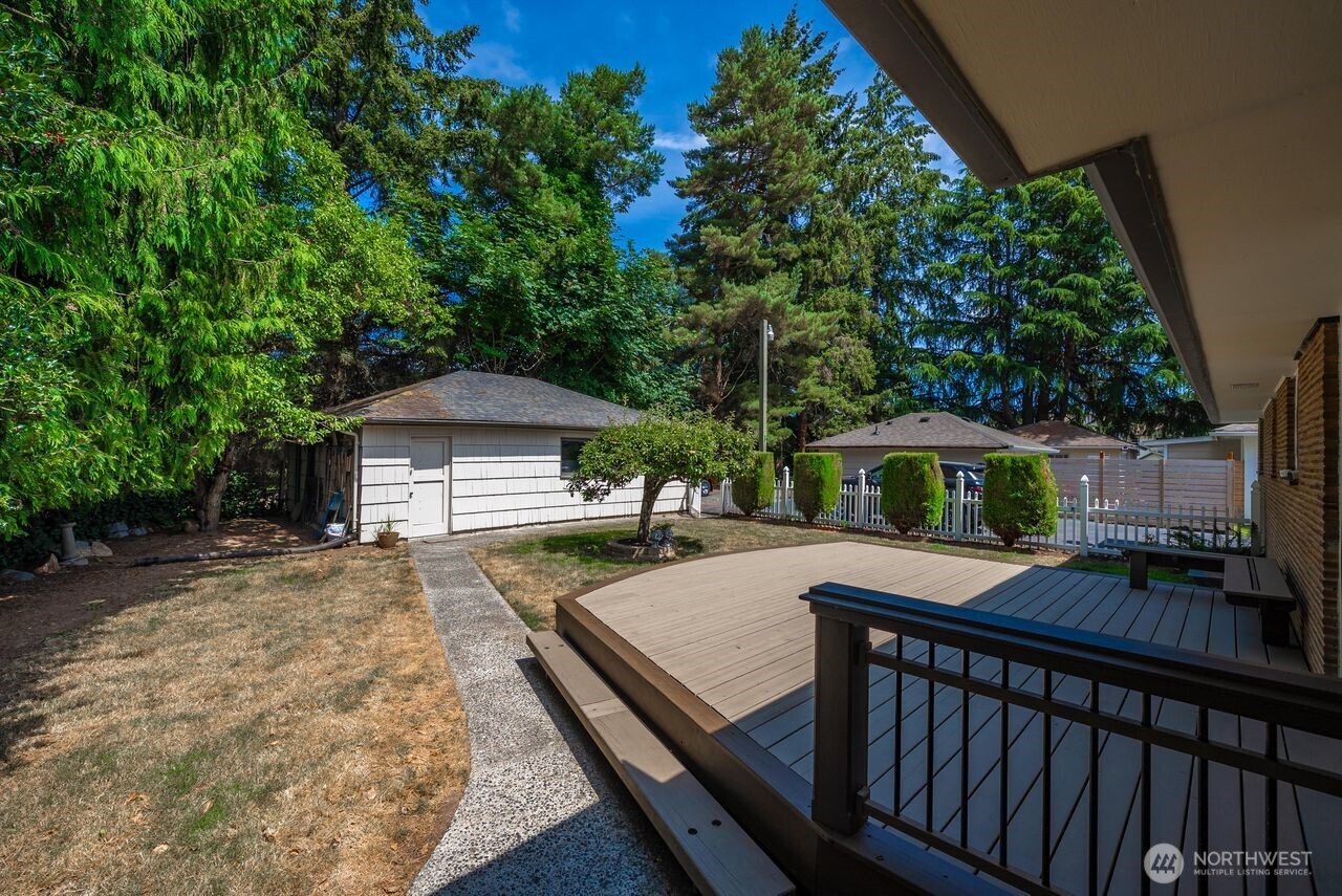 10419 16th Street Property Photo 28