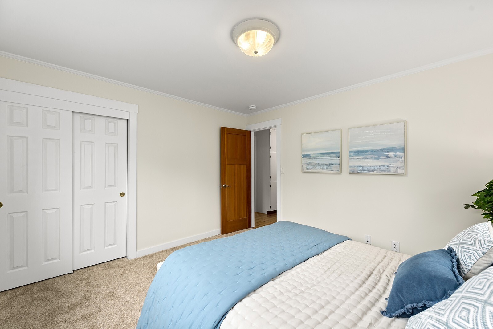 16026 16th Avenue Property Photo 11