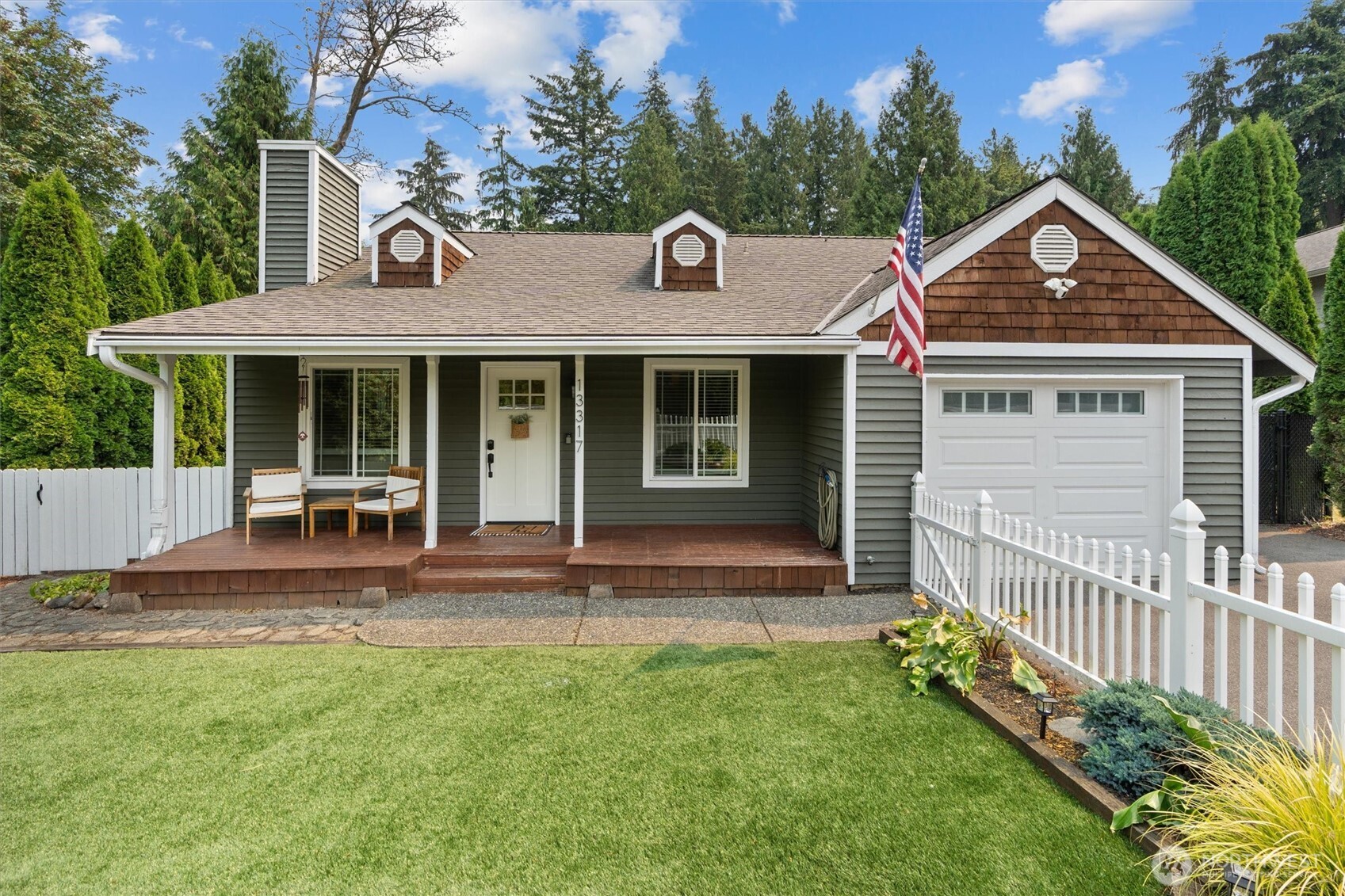 13317 58th Drive Property Photo 1