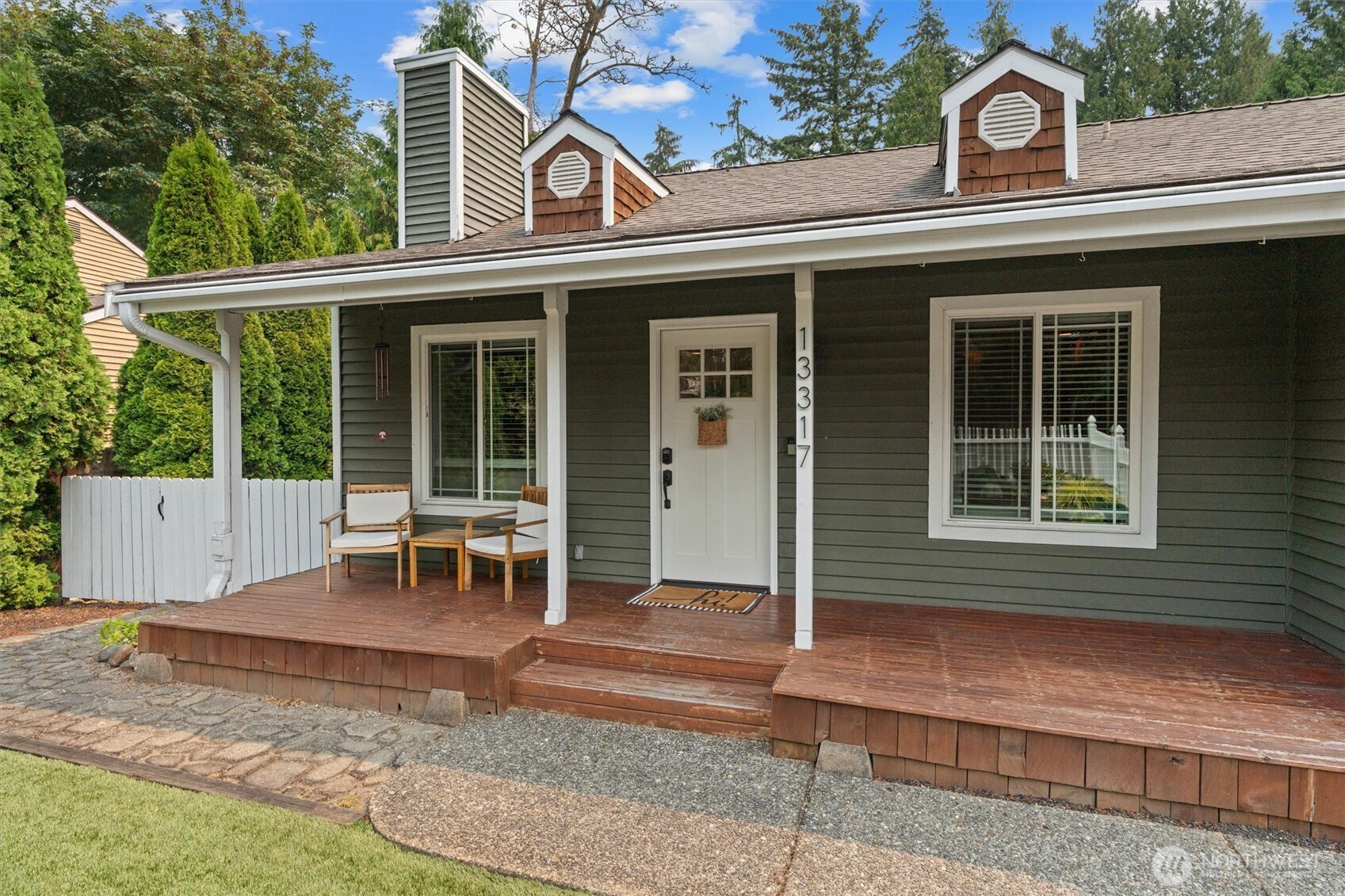 13317 58th Drive Property Photo 3