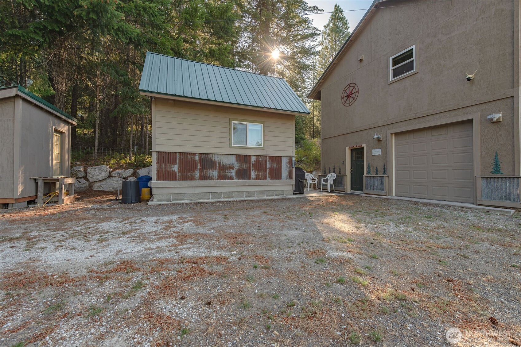 24611 Spur Street Property Photo 3