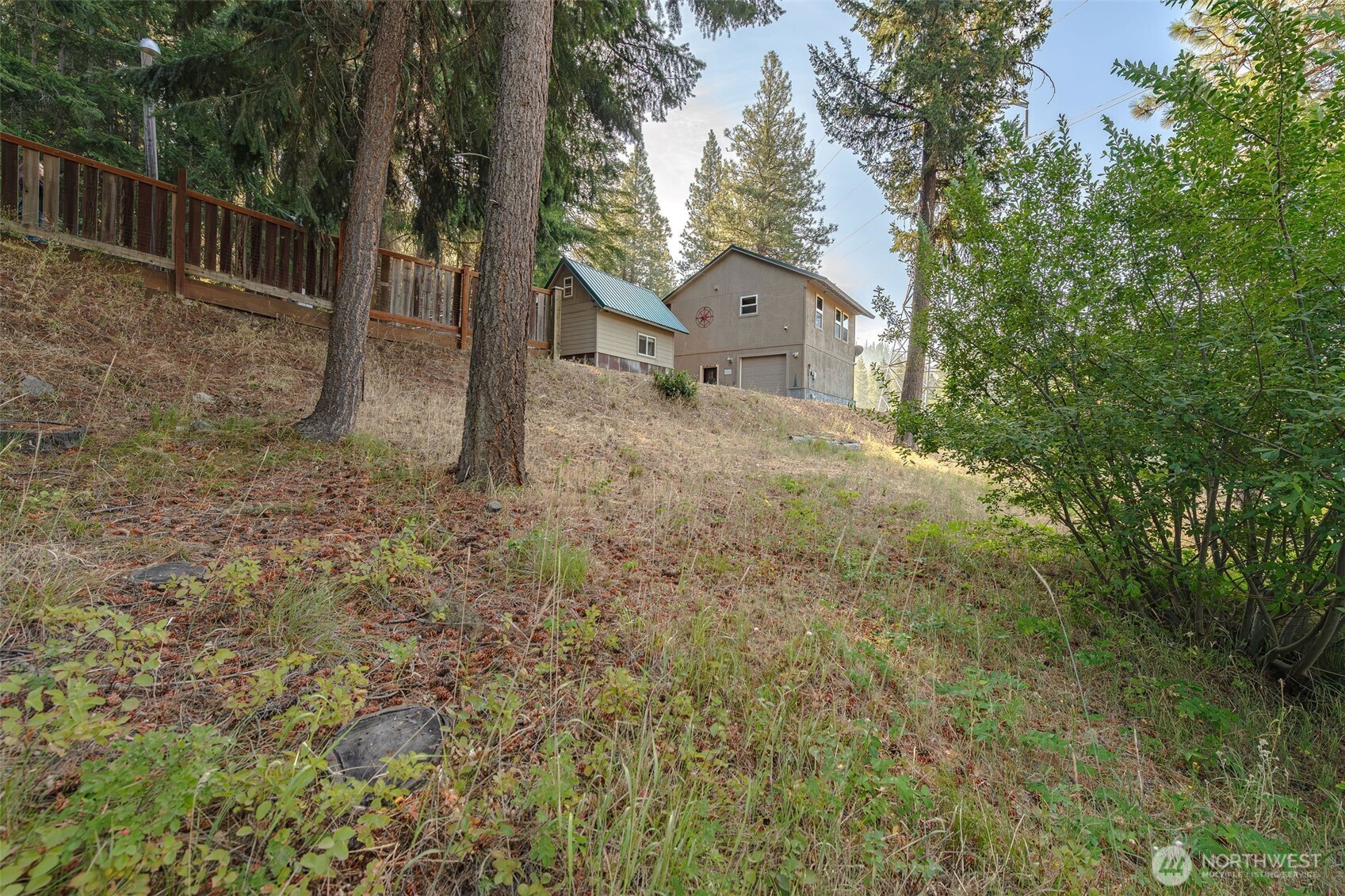 24611 Spur Street Property Photo 8