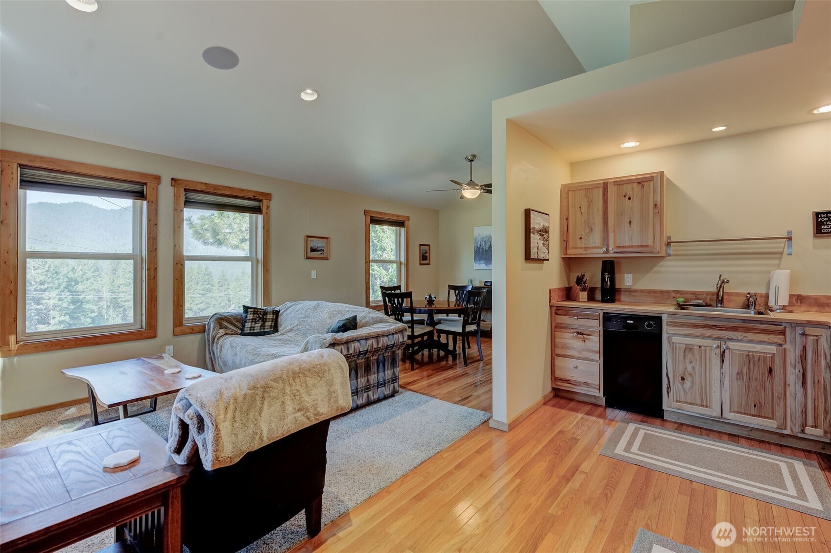 24611 Spur Street Property Photo 18
