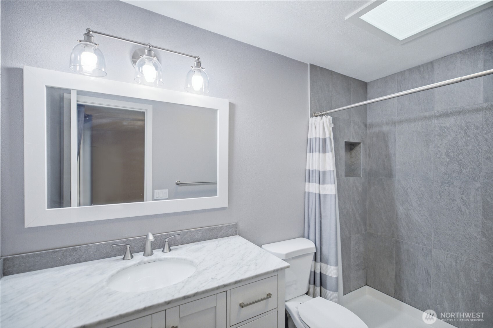 15952 Se 176th Place Property Photo 28