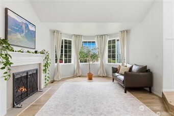 209 Casey Court Property Photo 8
