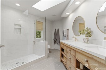 209 Casey Court Property Photo 24