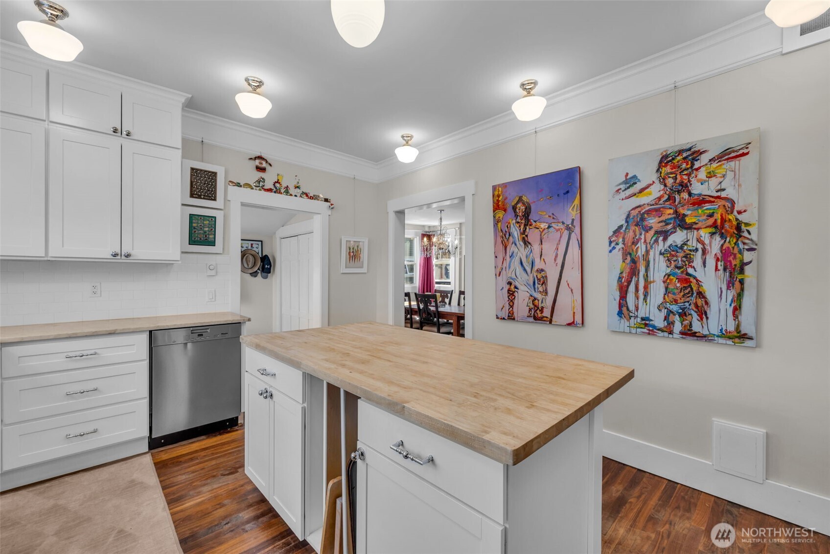 815 N Fife Street Property Photo 10