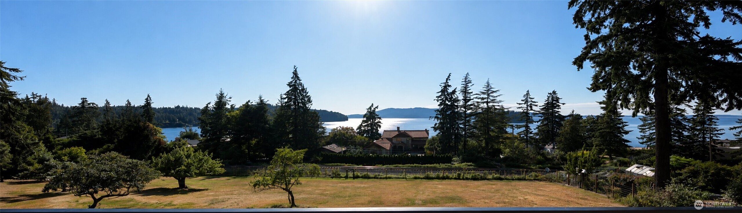 907 Chuckanut Drive Property Photo 1