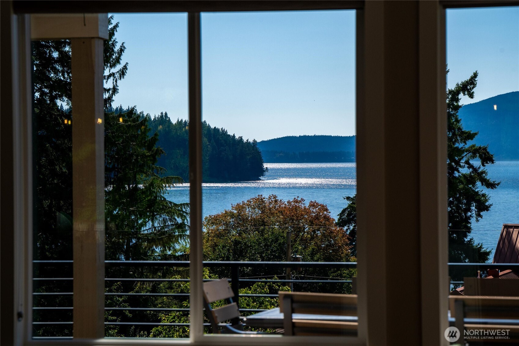 907 Chuckanut Drive Property Photo 8