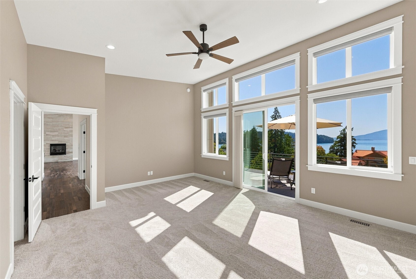 907 Chuckanut Drive Property Photo 15