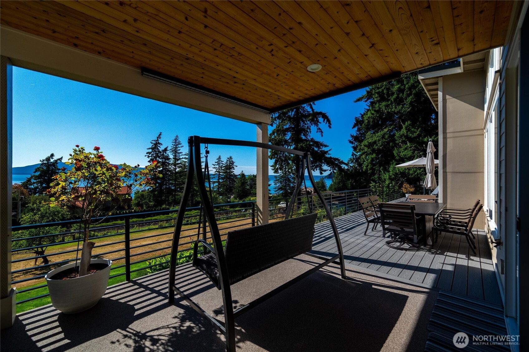 907 Chuckanut Drive Property Photo 28