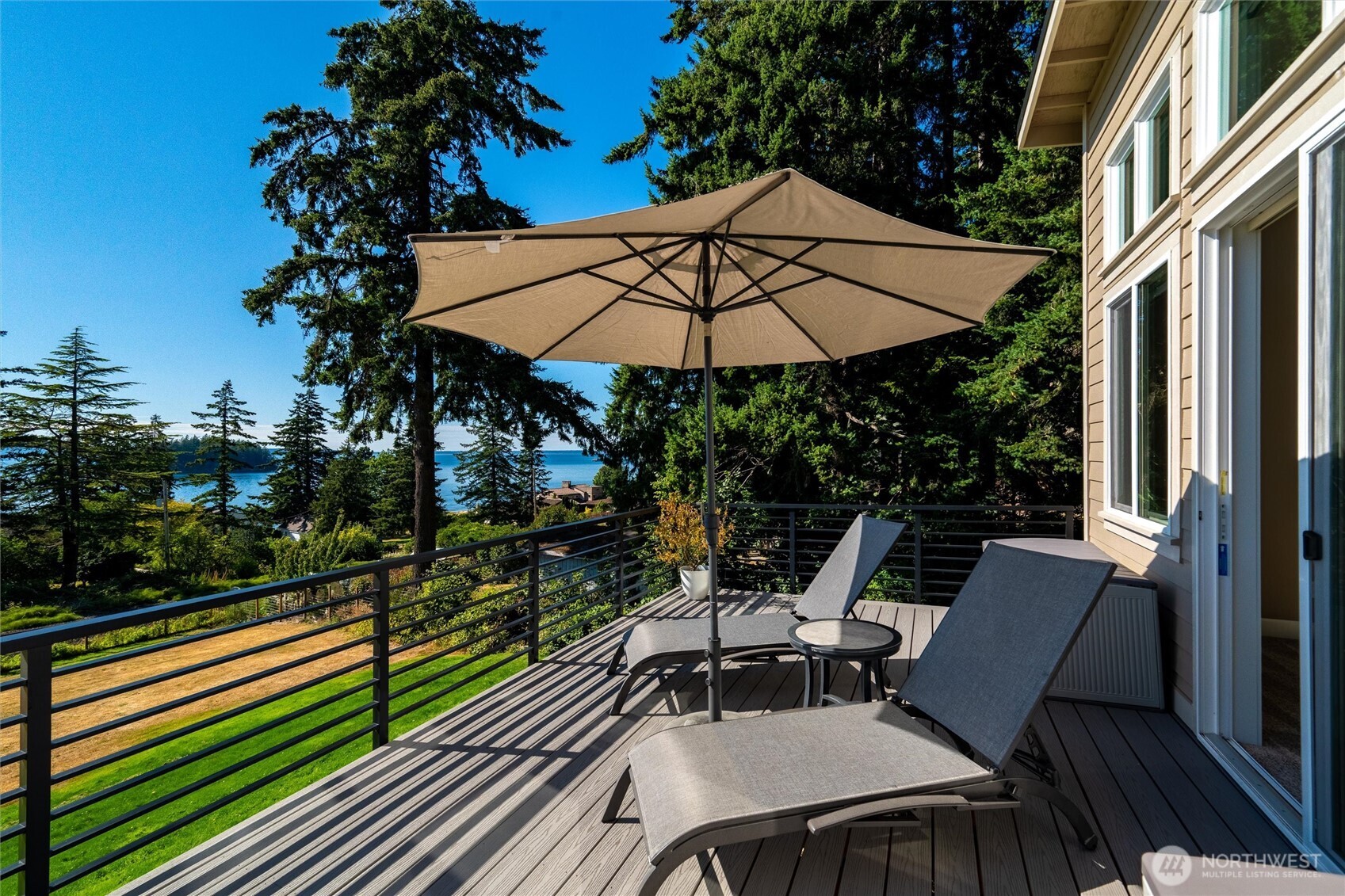 907 Chuckanut Drive Property Photo 29