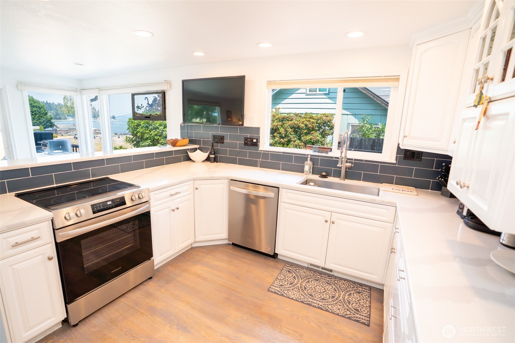 20 N Tillicum Beach Lane Property Photo 14