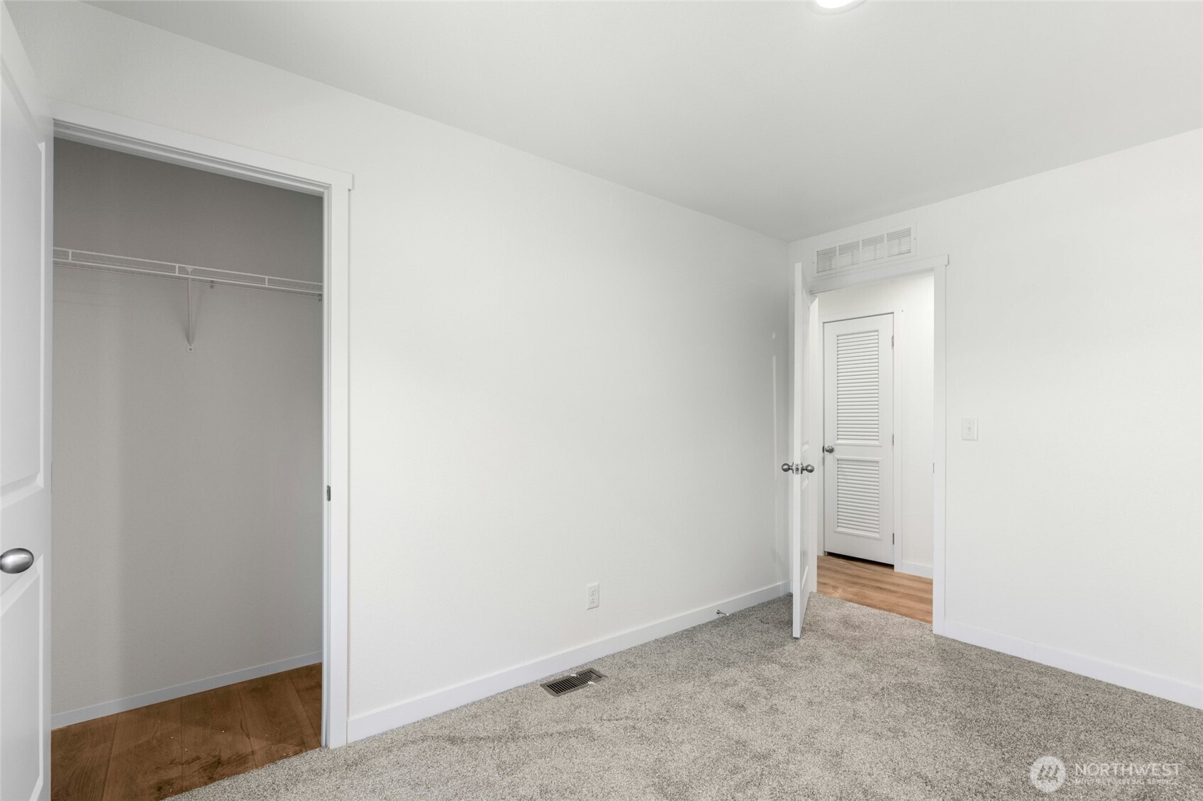 1243 Admirals Drive Property Photo 20