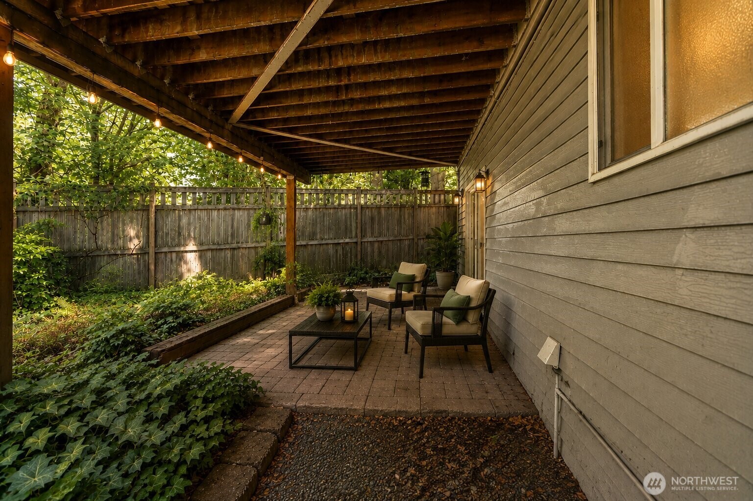 1636 Pierce Avenue Property Photo 17