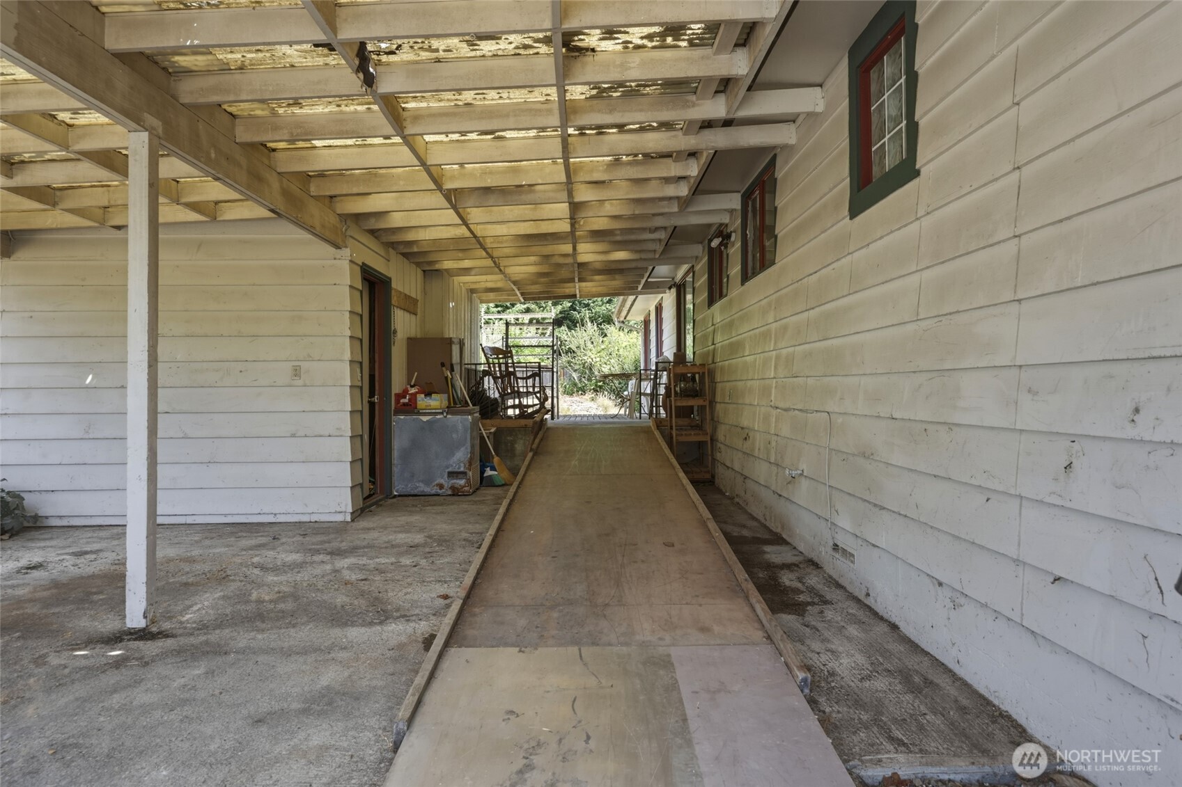 2130 Woodcrest Drive Property Photo 28