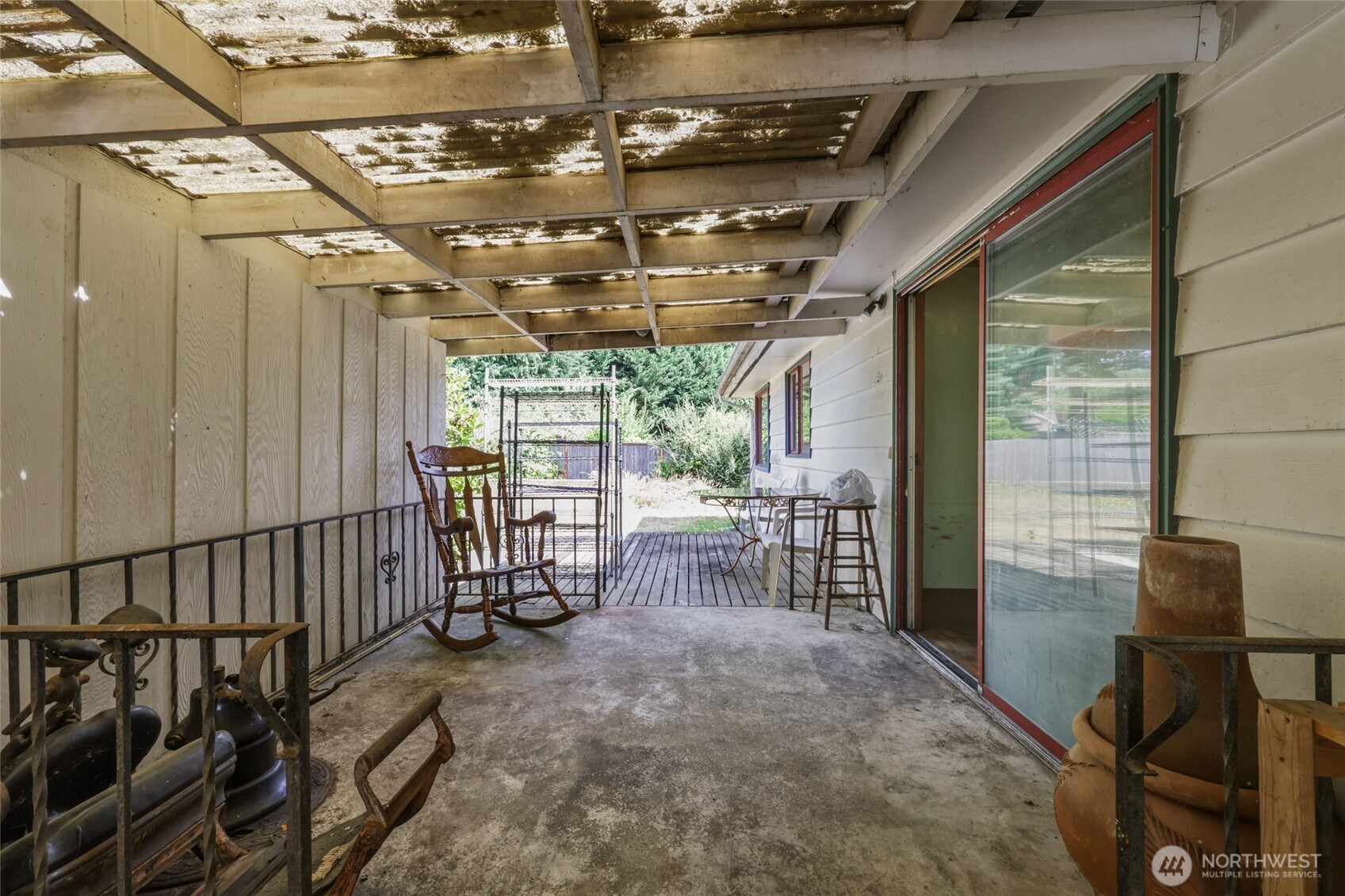 2130 Woodcrest Drive Property Photo 30