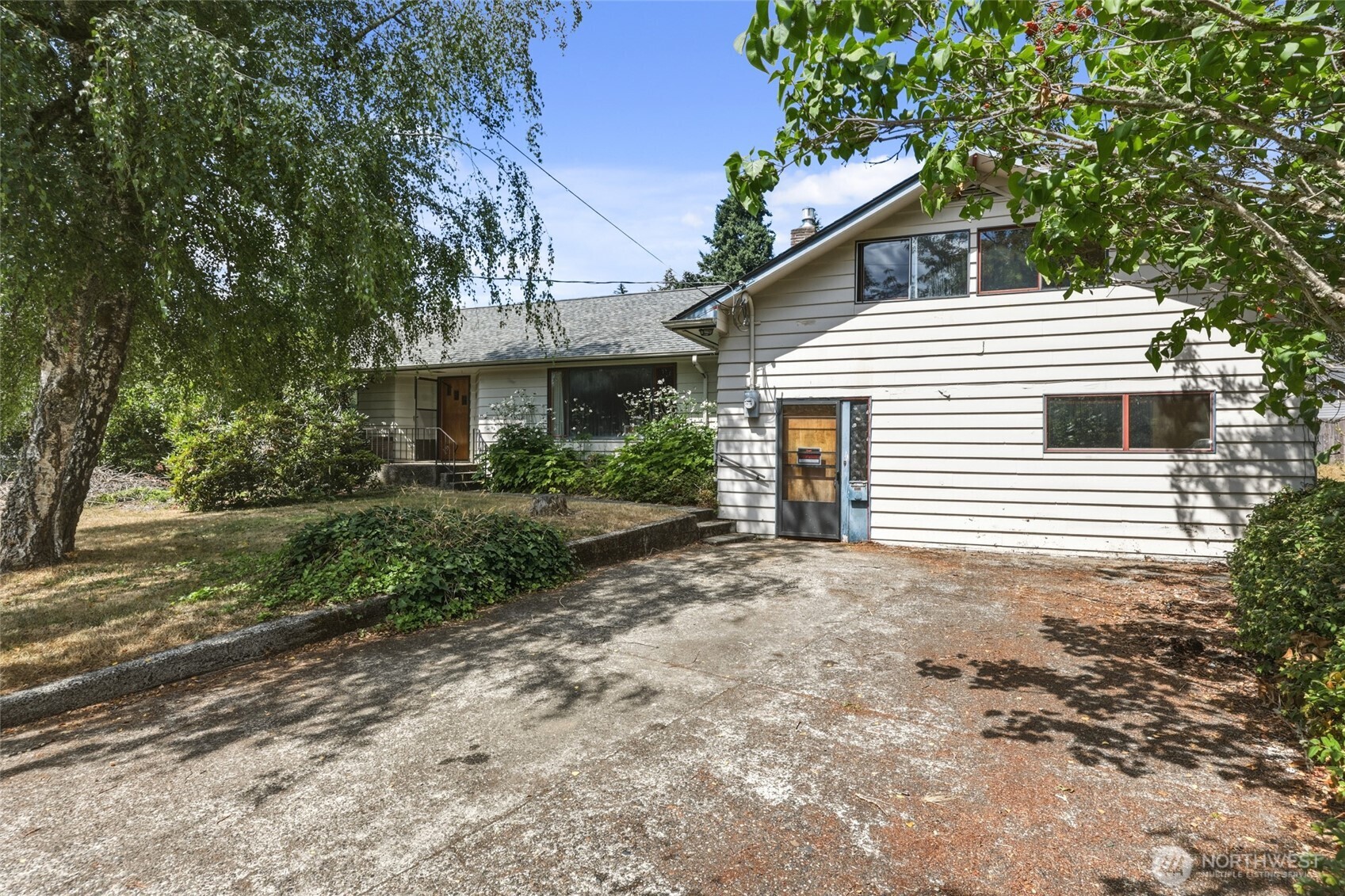 2130 Woodcrest Drive Property Photo 34