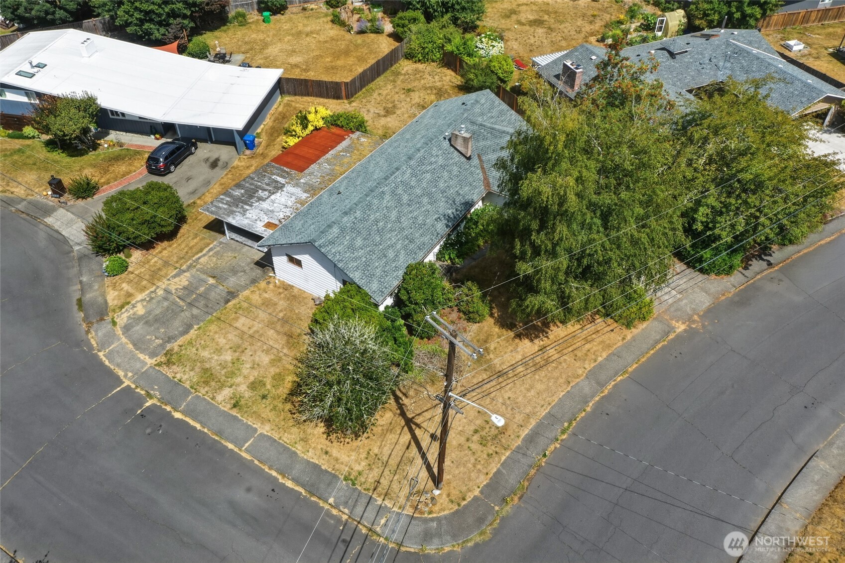 2130 Woodcrest Drive Property Photo 38