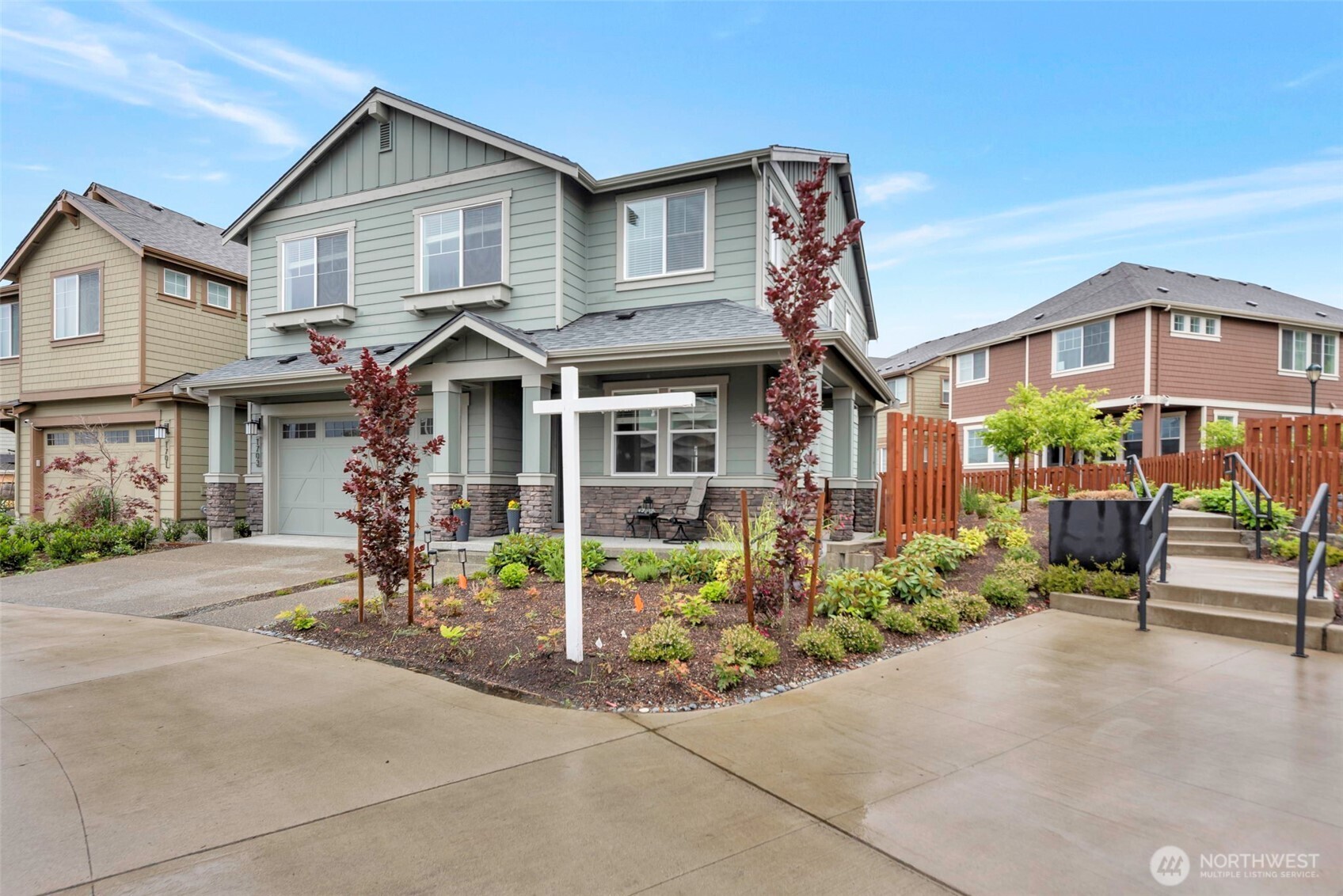 1703 14th Place Property Photo 3