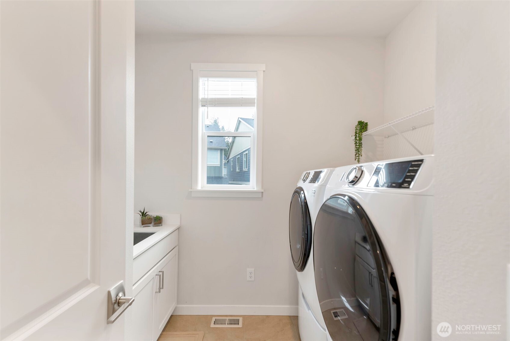 1703 14th Place Property Photo 23