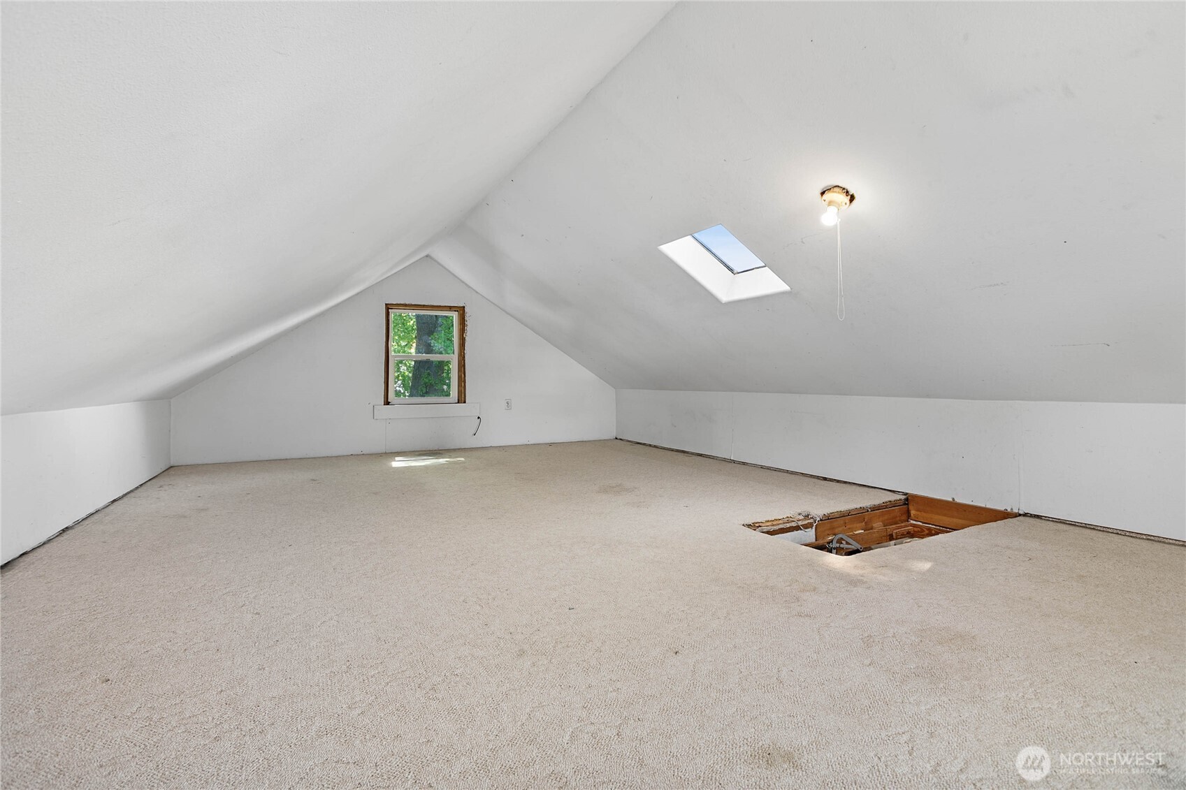 568 G Street Property Photo 14
