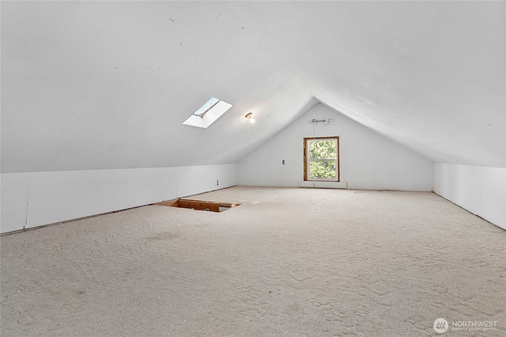 568 G Street Property Photo 15