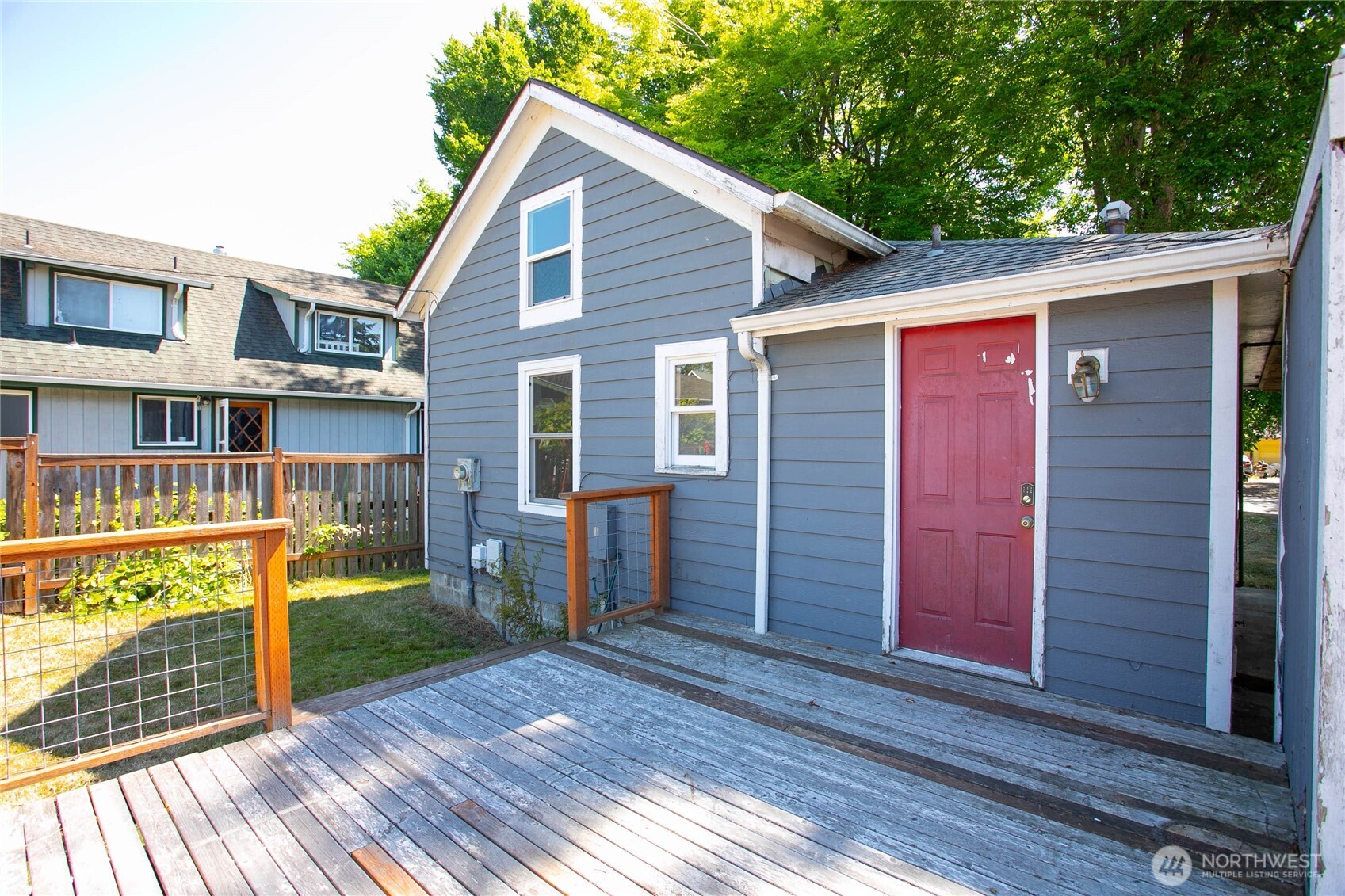 568 G Street Property Photo 17