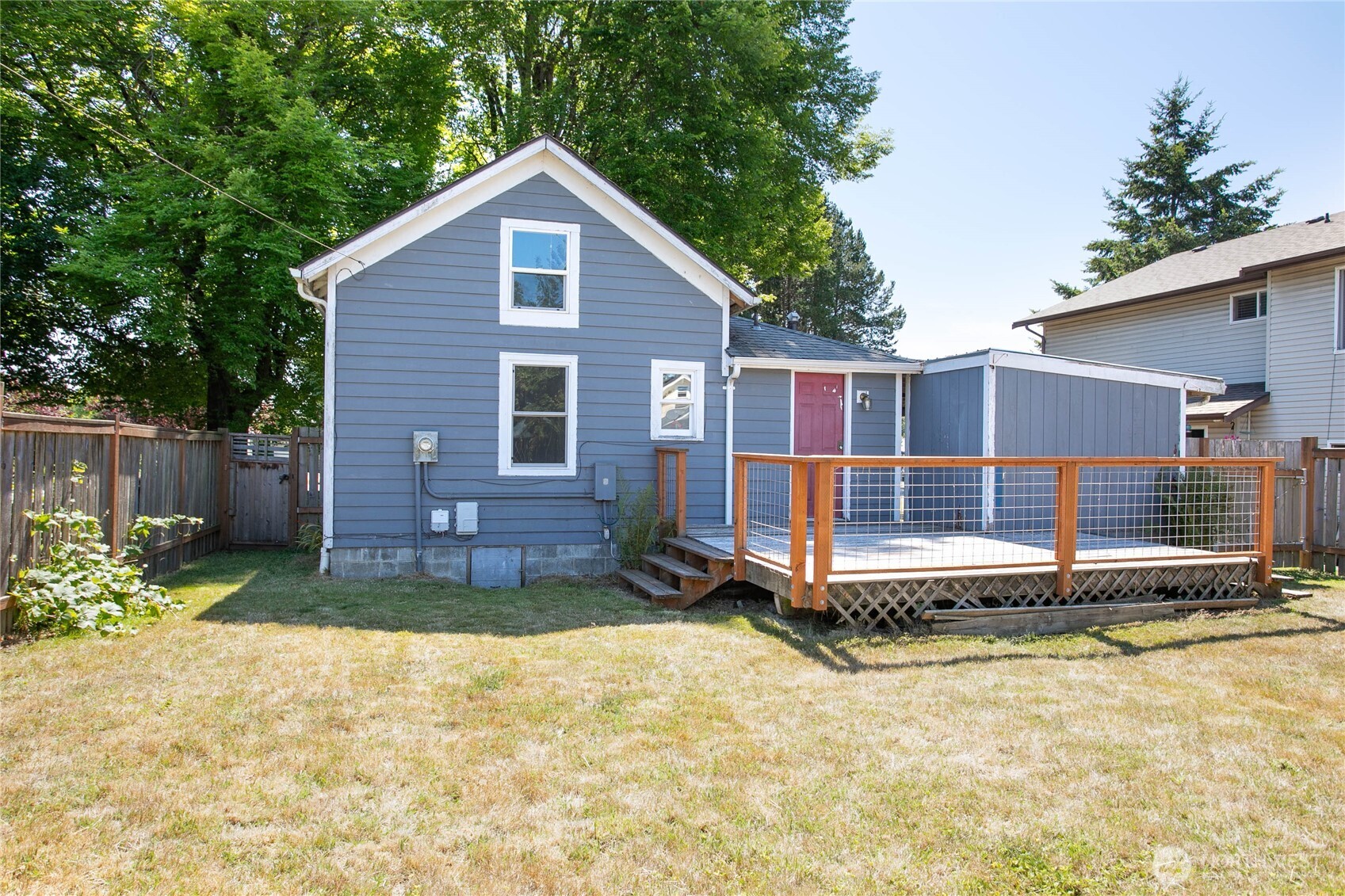 568 G Street Property Photo 19