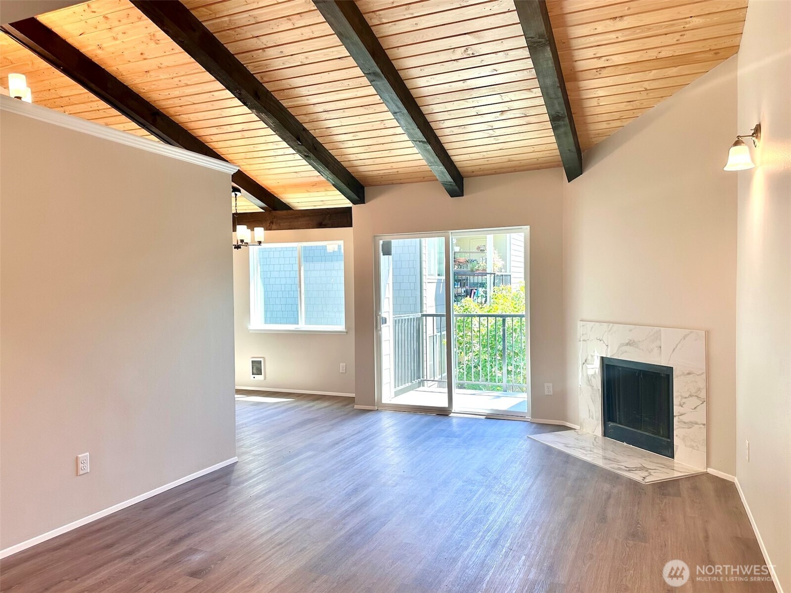2020 Grant Avenue C301 Property Photo 1