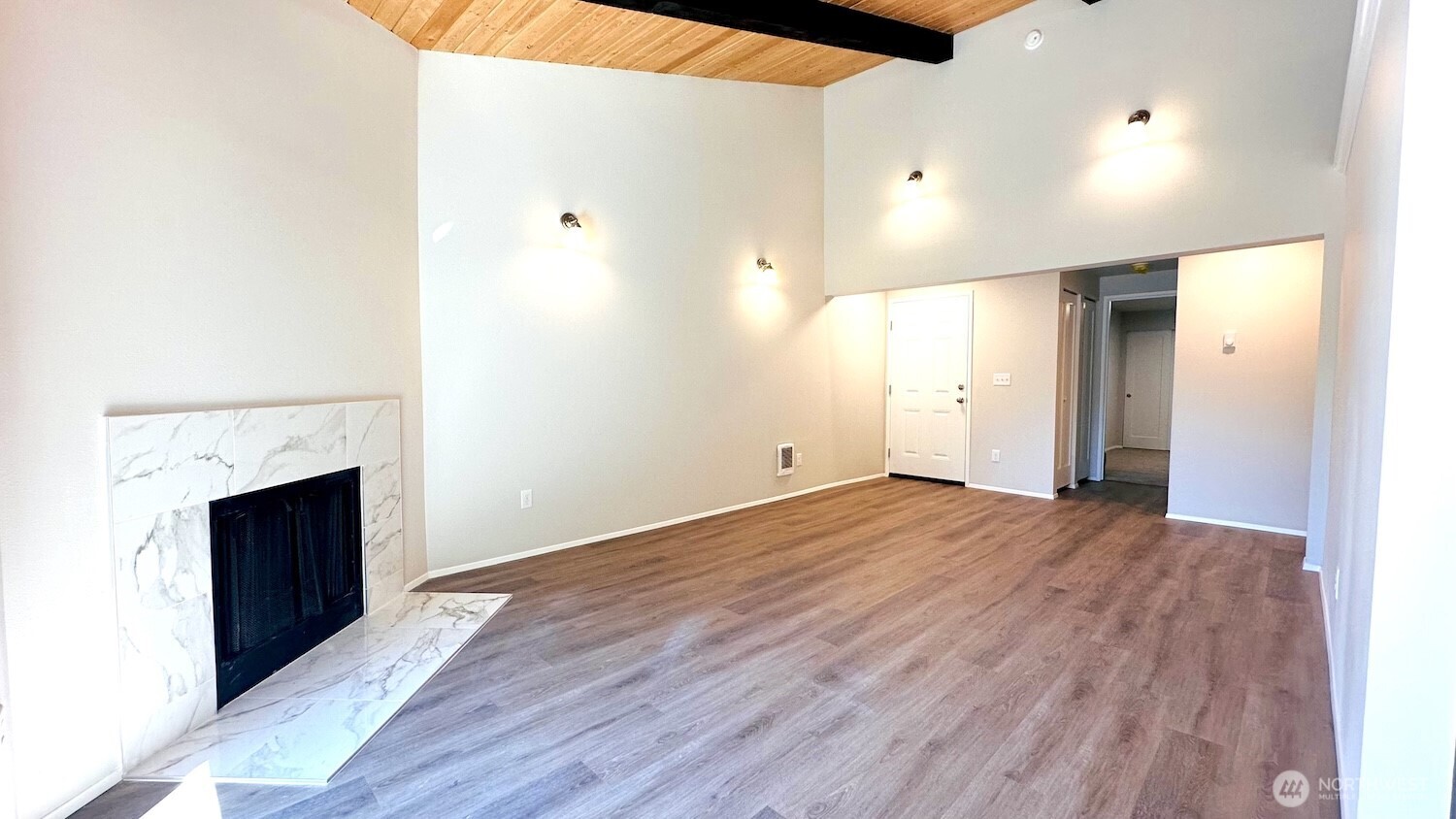 2020 Grant Avenue C301 Property Photo 2