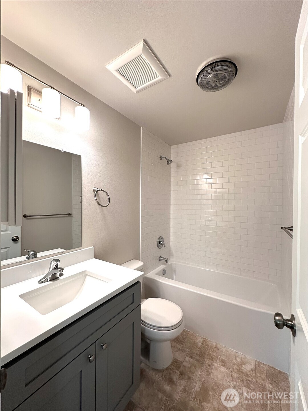 2020 Grant Avenue C301 Property Photo 13