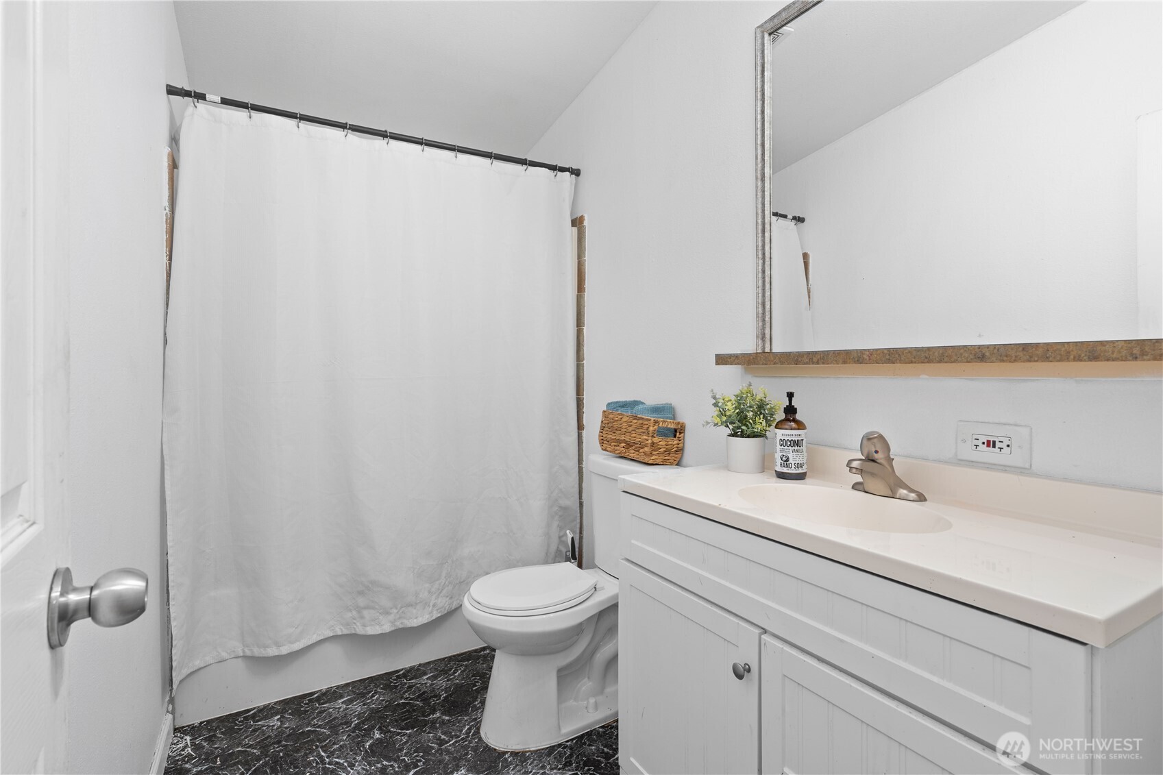 18109 Bald Hill Rd Se Property Photo 15